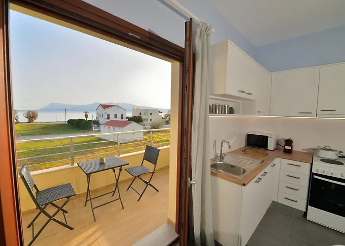 Ammos Apartment - Brand New, Stylish, By The Beach